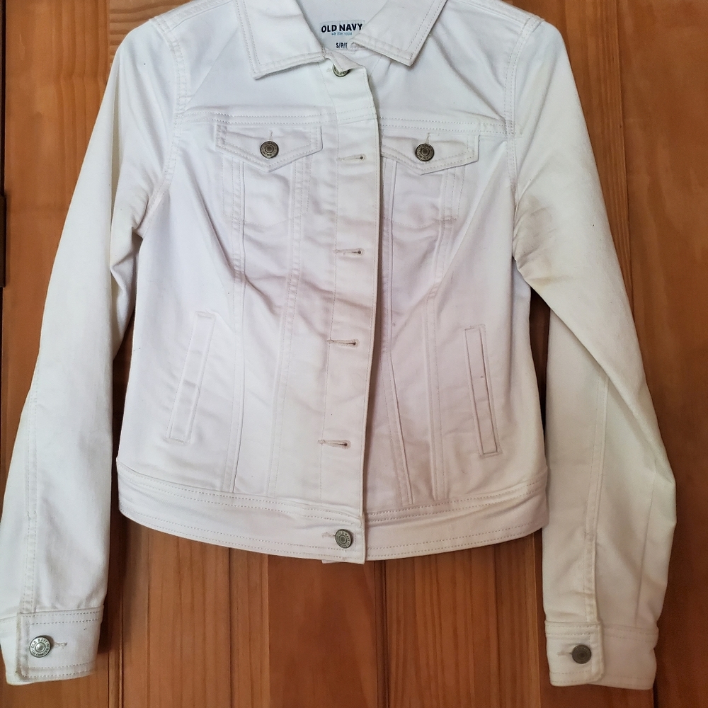 Old vary white jean jacket